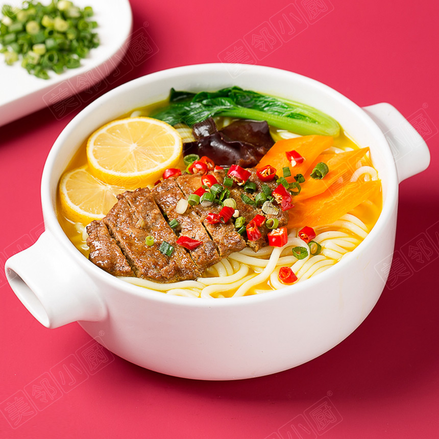 金湯牛排米粉